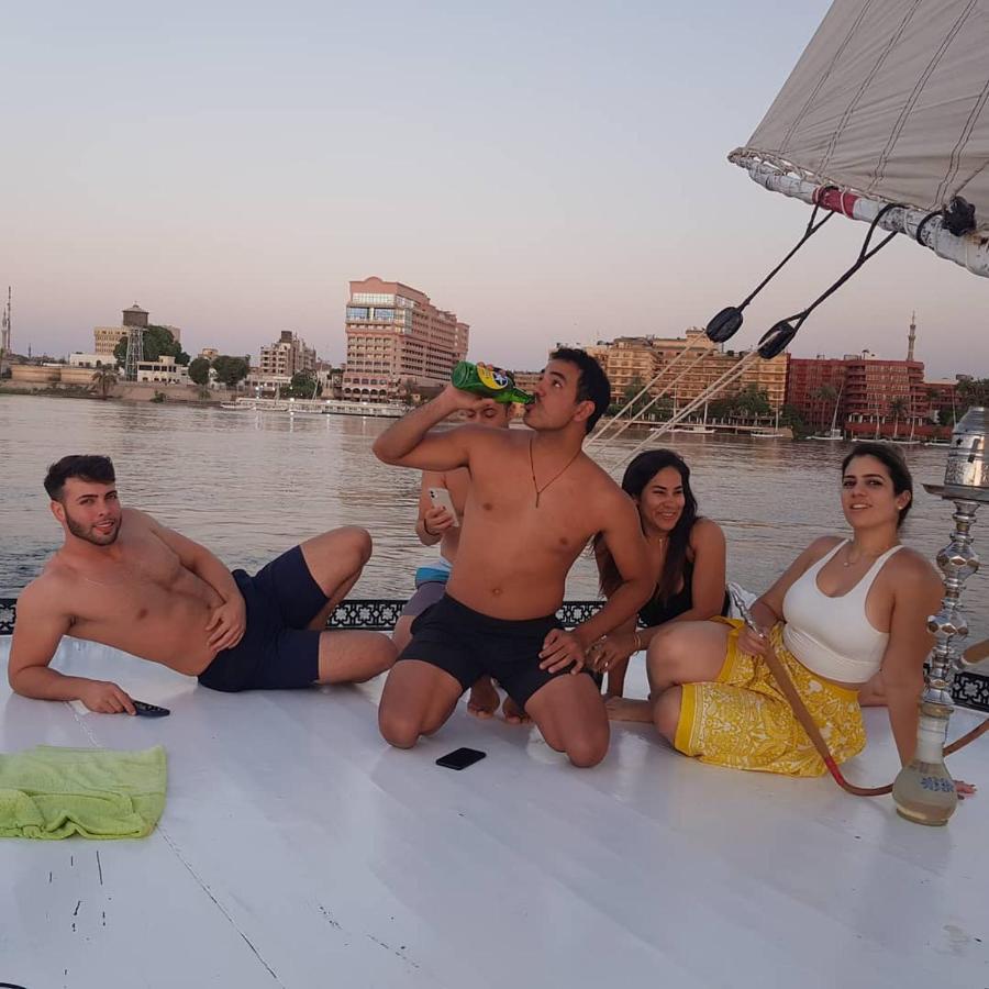 Nile Sunrise Felucca Boat Private Rental Luxor Buitenkant foto